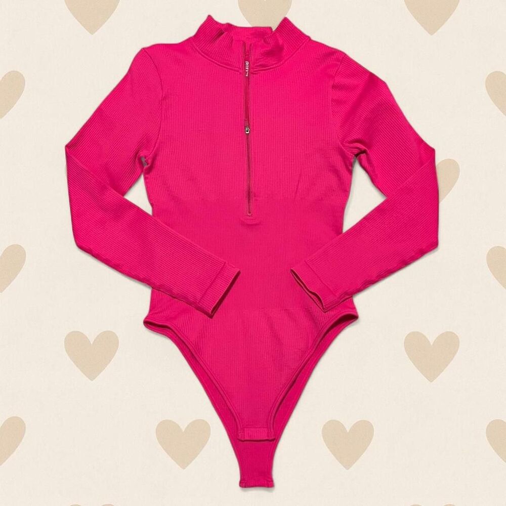 OQQ Women's Pink Bodysuit